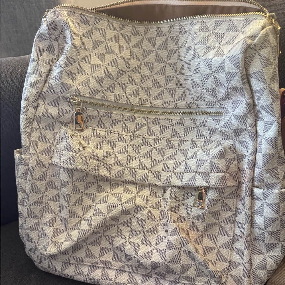 Geometric Patterned Gray Backpack - image 1